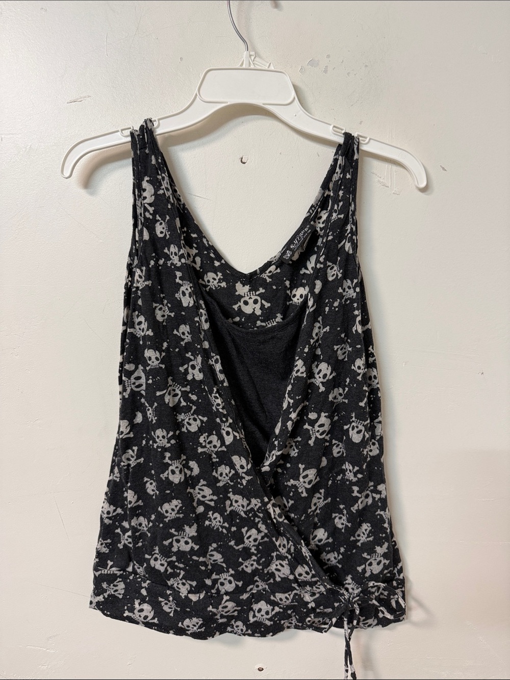 Women's Black Skull Print Draped Tank Top Y2K